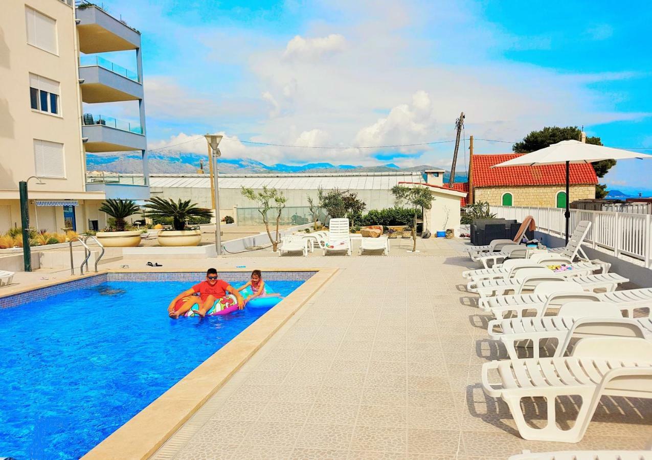 Apartments Kamelija Сплит Экстерьер фото
