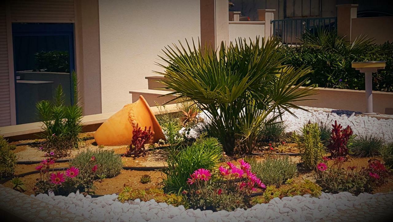 Apartments Kamelija Сплит Экстерьер фото